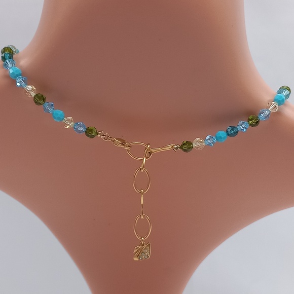 Swarovski Crystals Necklace - Picture 6 of 9